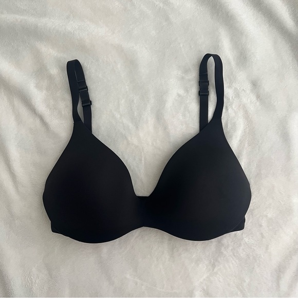 SKIMS Other - Set of 2 SKIMS Wireless Bras